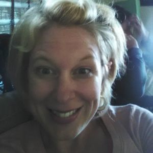 Meet your Posher, Abigail